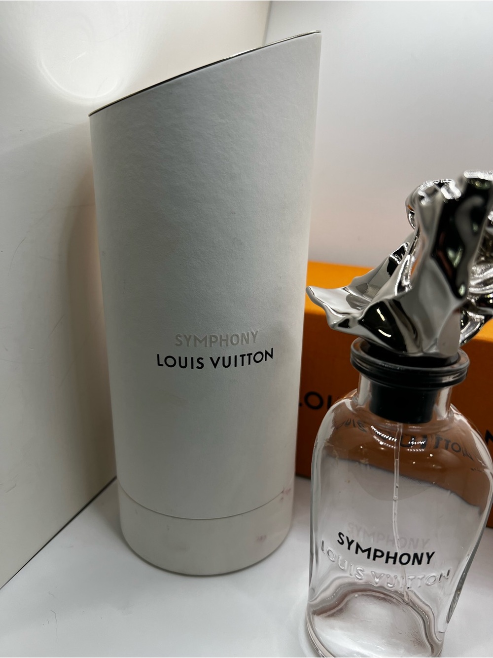 Louis Vuitton Symphony Home Fragrance Empty Bottle - Refillable - Picture 4 of 10